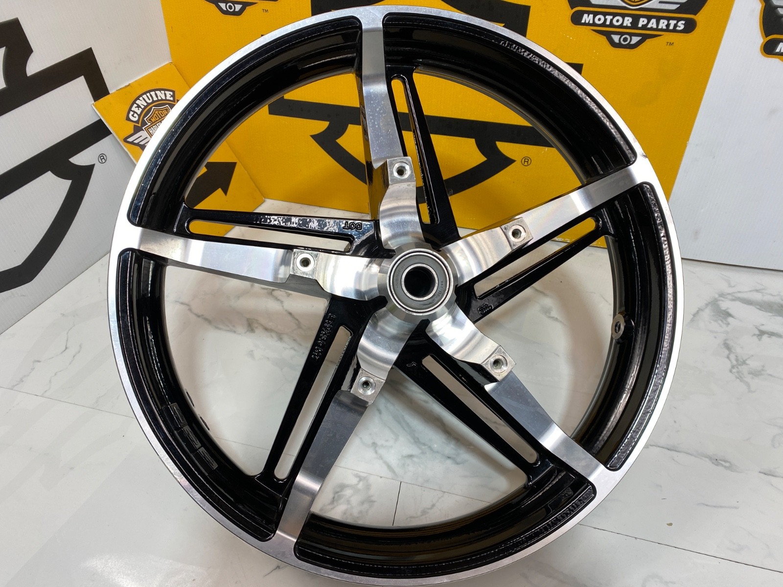 OEM Harley 09-26 Touring 2024 2025 Street Glide Front Wheel Rim
