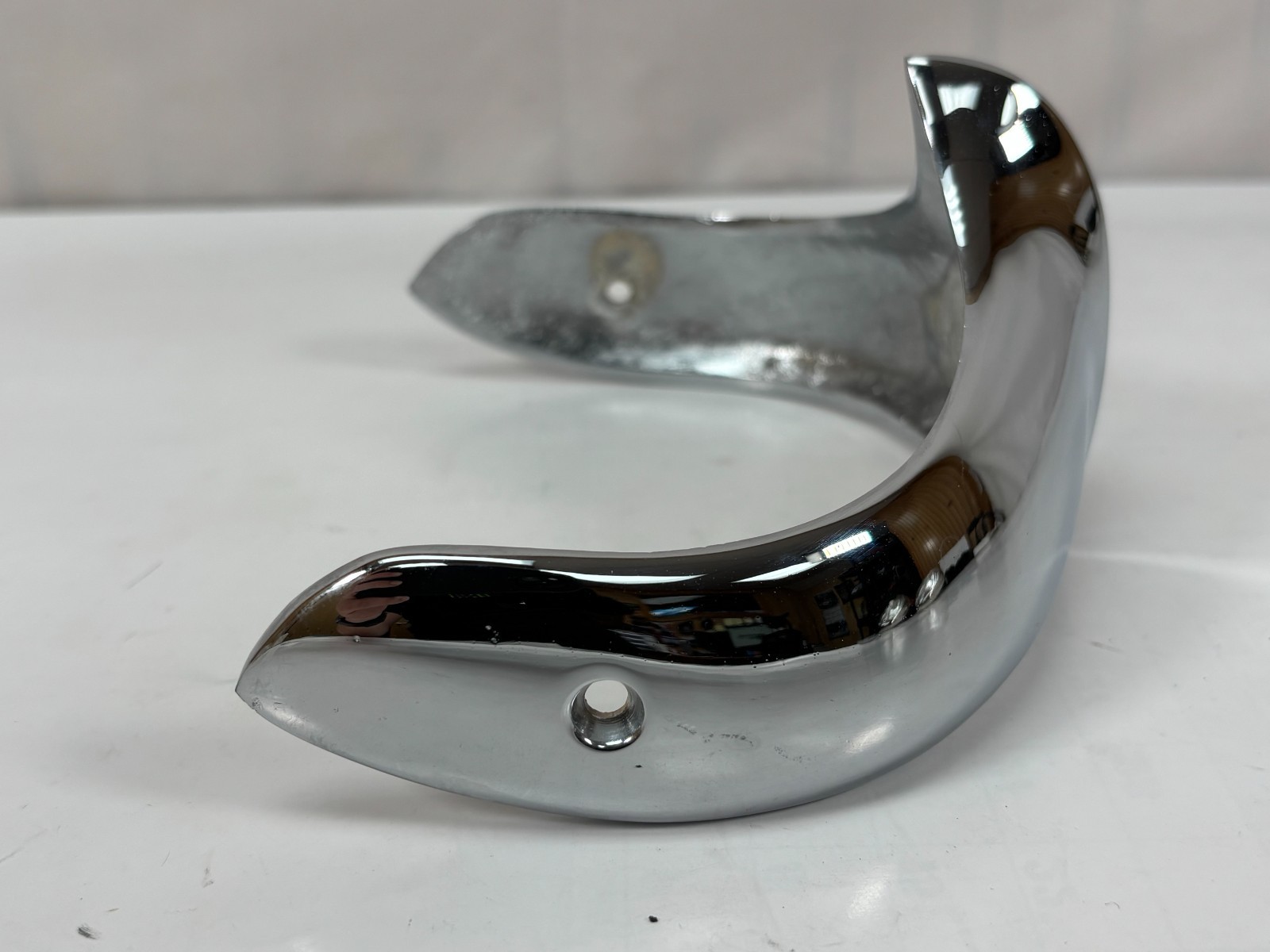 Cushman 50 Series, 52 Pacemaker, 54 Road King Chrome Front Fender Tip 4.00×8″