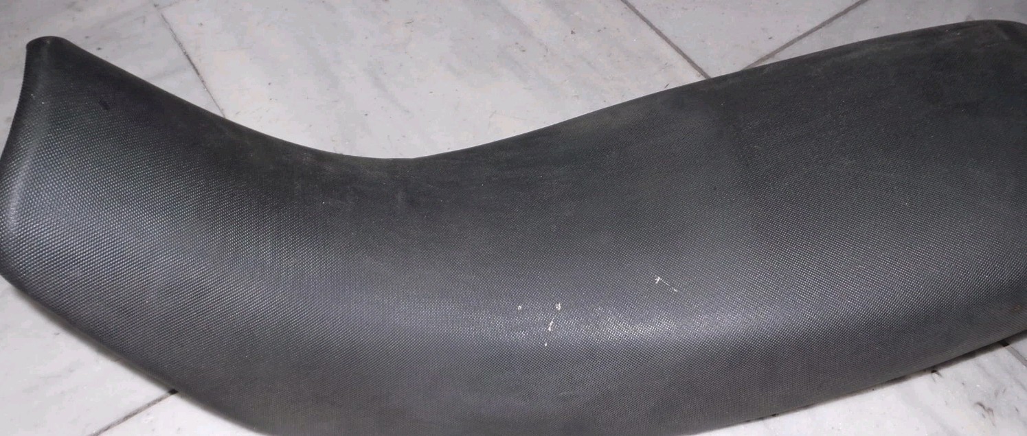 HONDA NX 650 DOMINATOR SEAT SADDLE USED GENUINE AS MY PICTURES