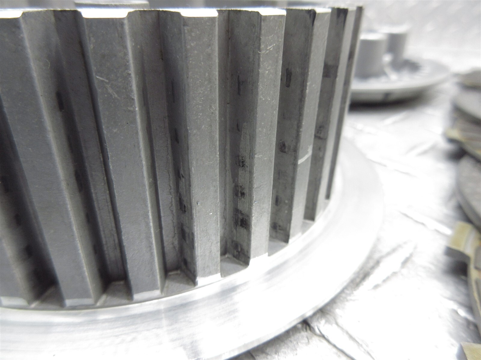 2000 00-04 Kawasaki ZR7 ZR750F Z750 Clutch Basket Hub Primary Plate Disc