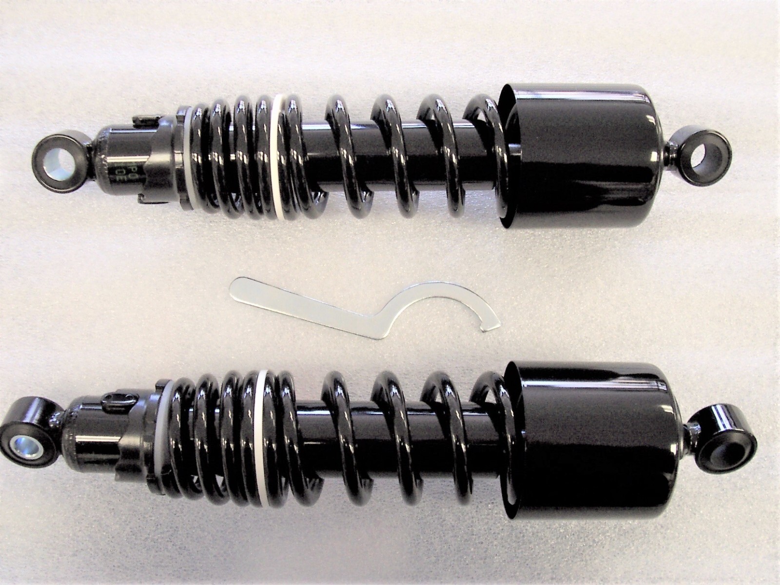 Honda VT1100 Shadow Ace Spirit Sabre Long 12.25″ Black Shocks