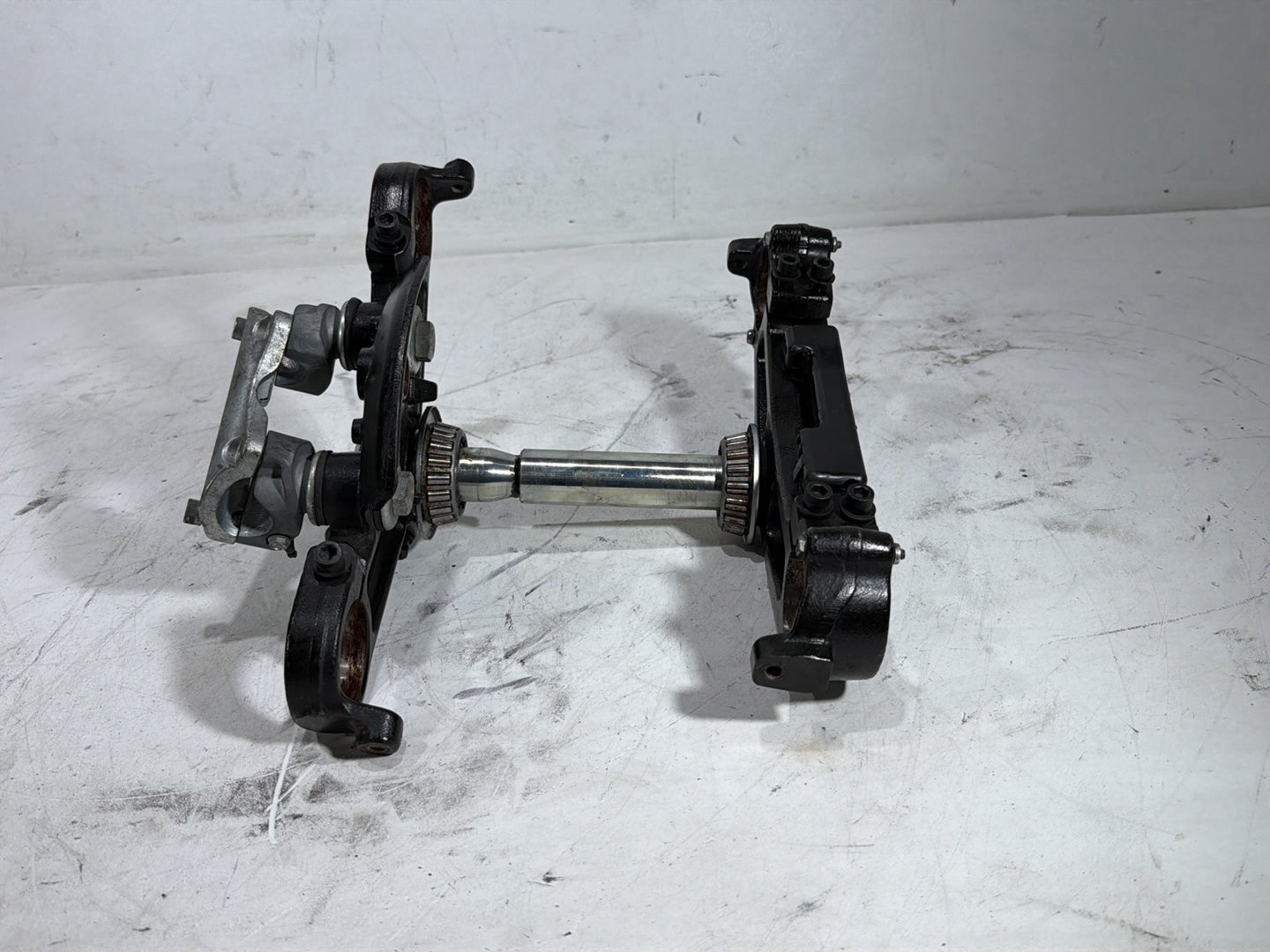 2014 Harley Electra Glide Touring Ultra OEM Front Fork Upper Lower Triple Tree