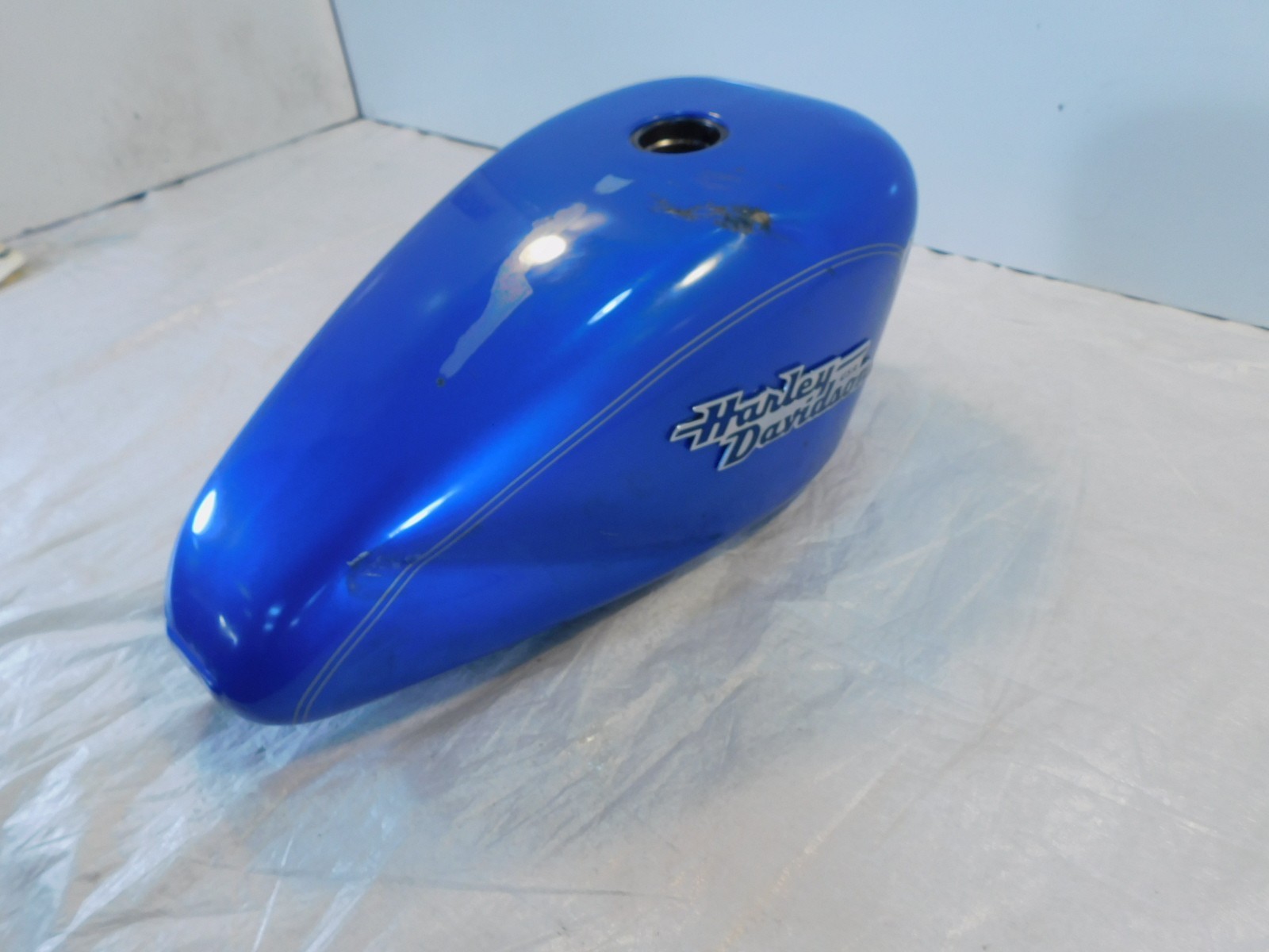 1998-2003 Harley Davidson Sportster 883 & 1200 Fuel Gas Petrol Tank – Dented