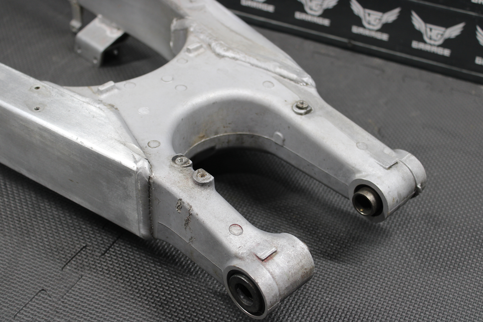 2001 Honda 00-01 CR125R OEM Swingarm Swing Arm Suspension Read Desc!