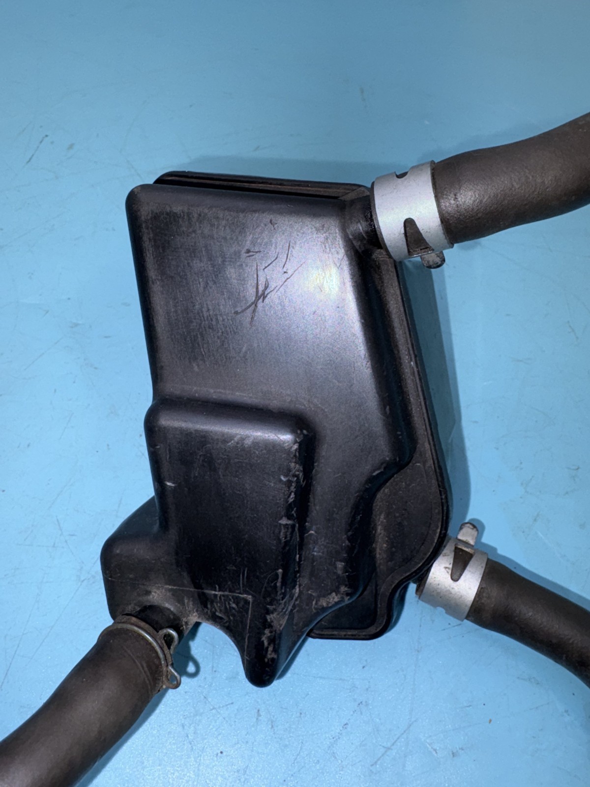 2003 03-04 Kawasaki KLX400SR Breather Separator