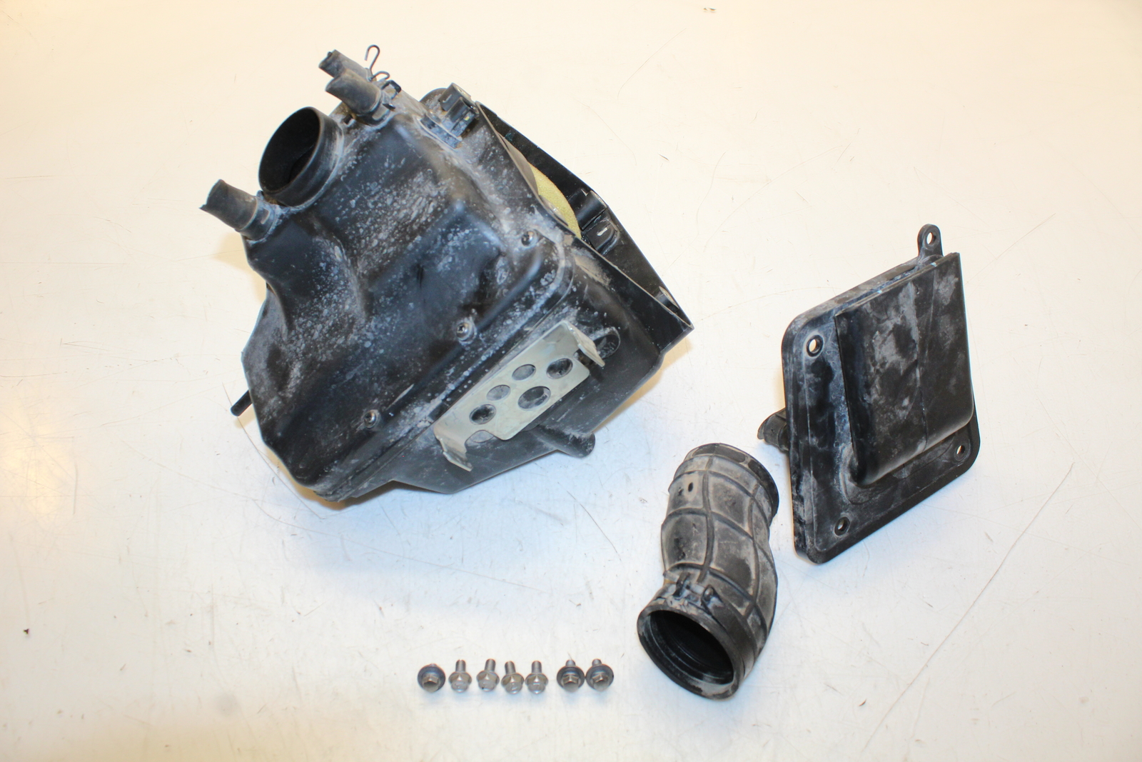 2023 Kawasaki Klx300 Air Cleaner Case Airbox Case Housing 11011-0139