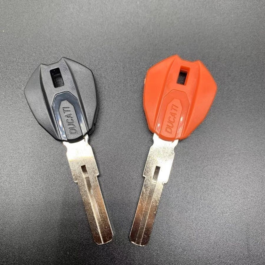 Blank key blanks can be equipped with chips For Ducati 899 959 1199 V2 V4