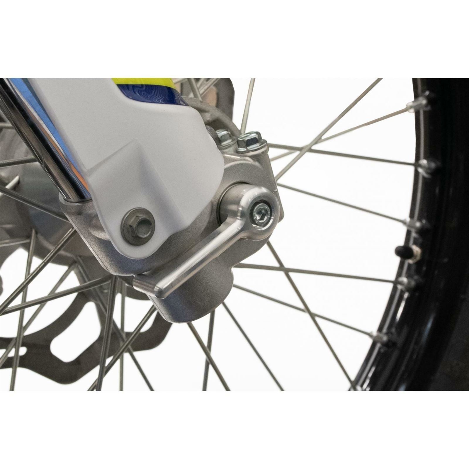 Enduro Engineering Axle Pull Handle Insert – Rear 23-061