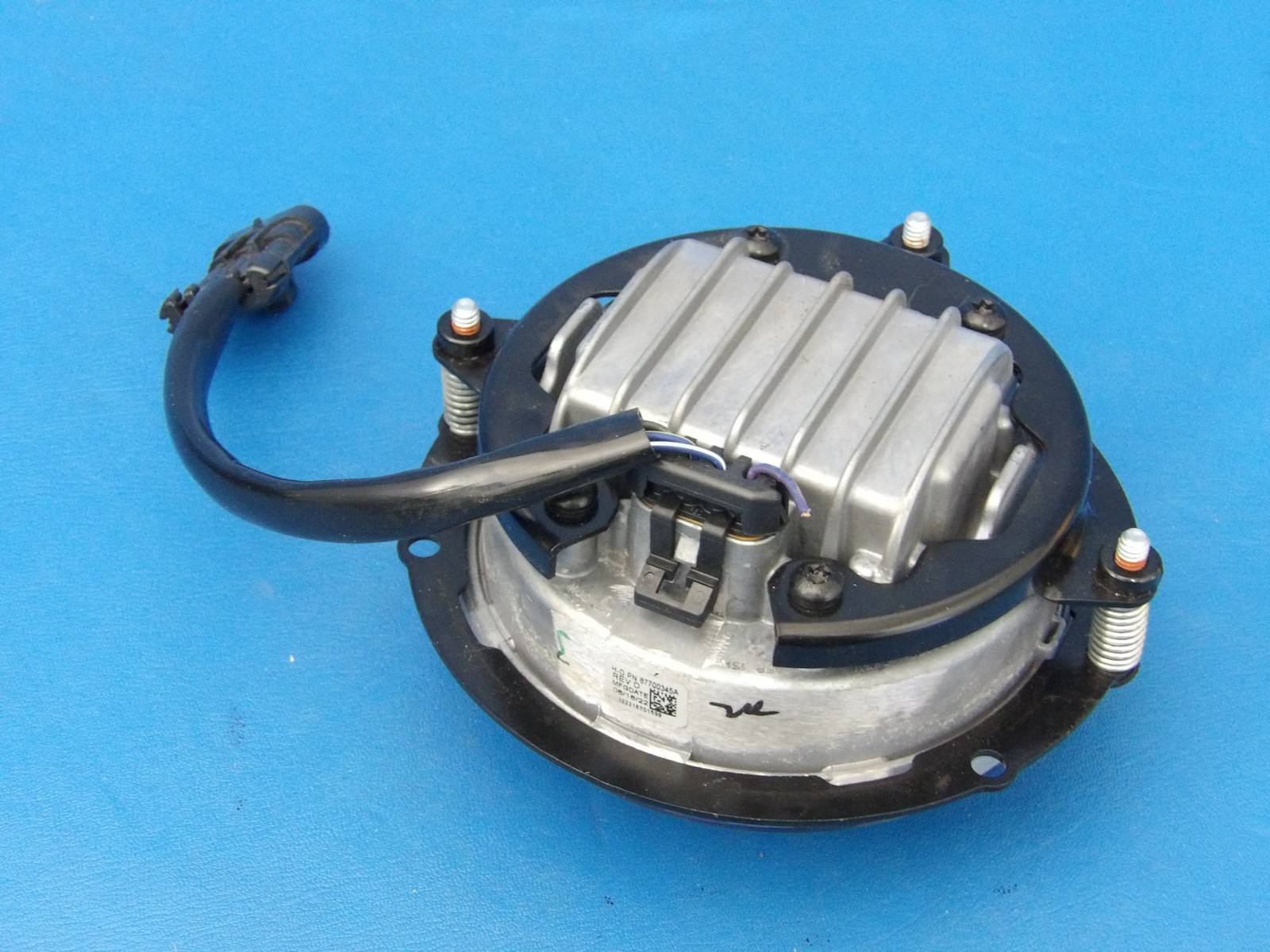 Harley-Davidson 21-26 Softail Street Bob OEM 5.75″ LED Headlight 67700345A