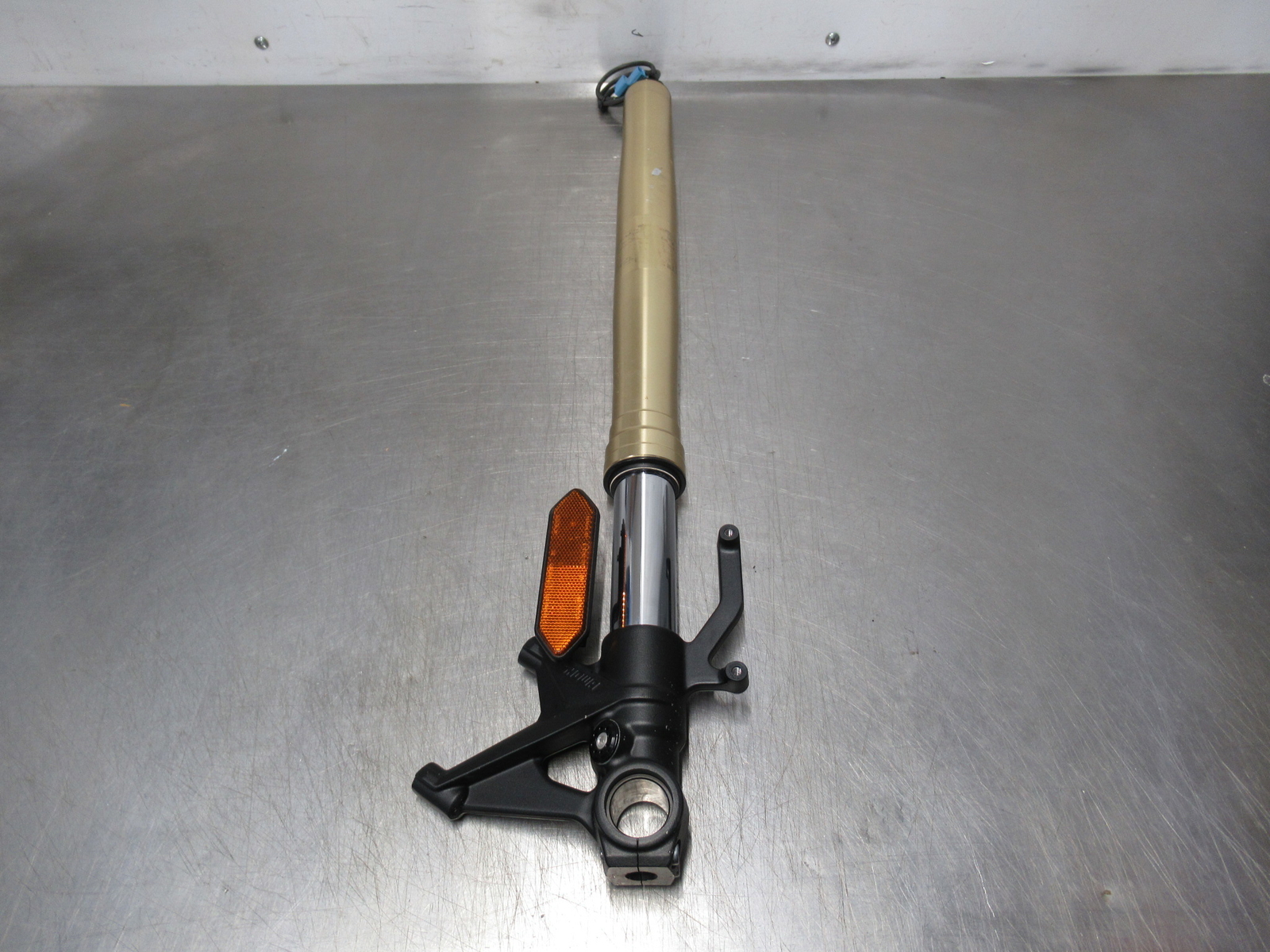 EB1286 2021 KAWASAKI Z H2 1000 ZR1000LM RIGHT HAND FORK ASSEMBLY