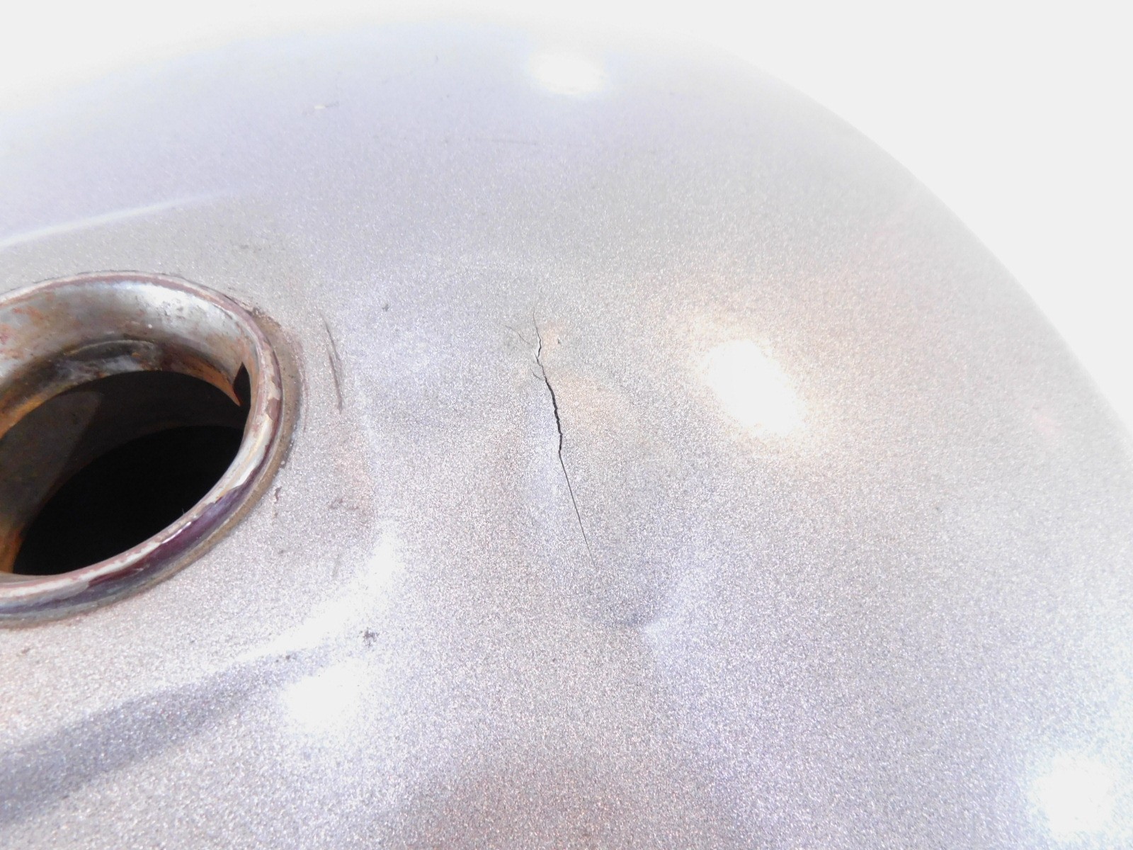 1979-1981 Suzuki GS850G 850G Silver Fuel Gas Petrol Tank Reservoir Cell – Dented