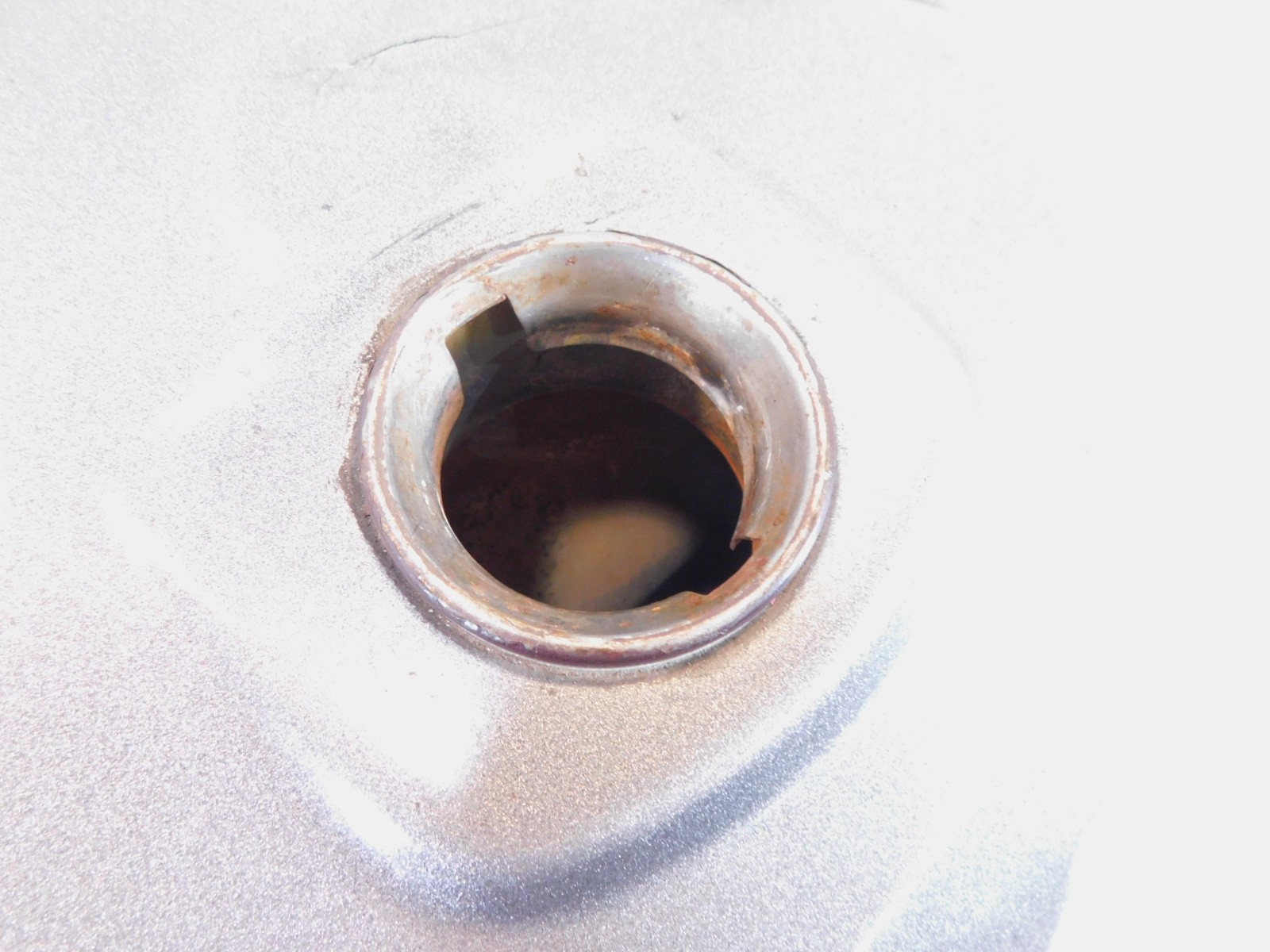 1979-1981 Suzuki GS850G 850G Silver Fuel Gas Petrol Tank Reservoir Cell – Dented