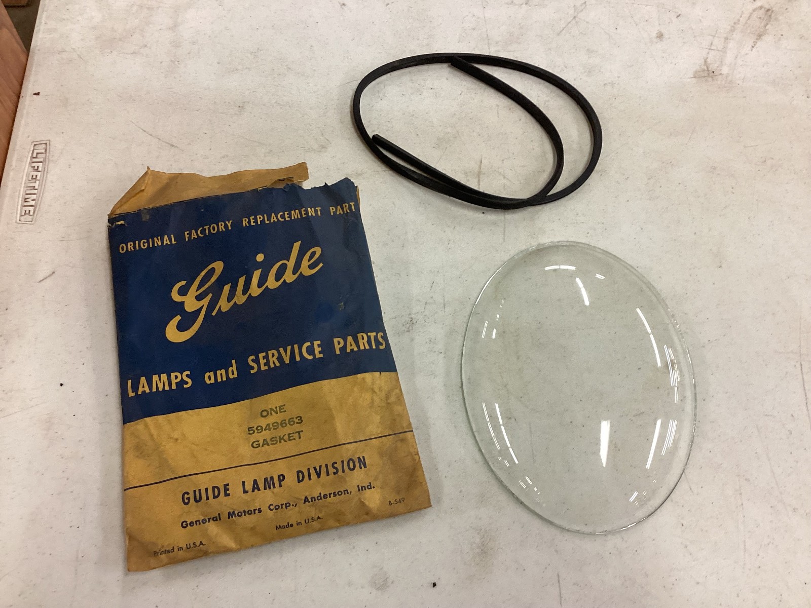 NOS Guide Glass Convex Lens with Gasket Dash Headlight.