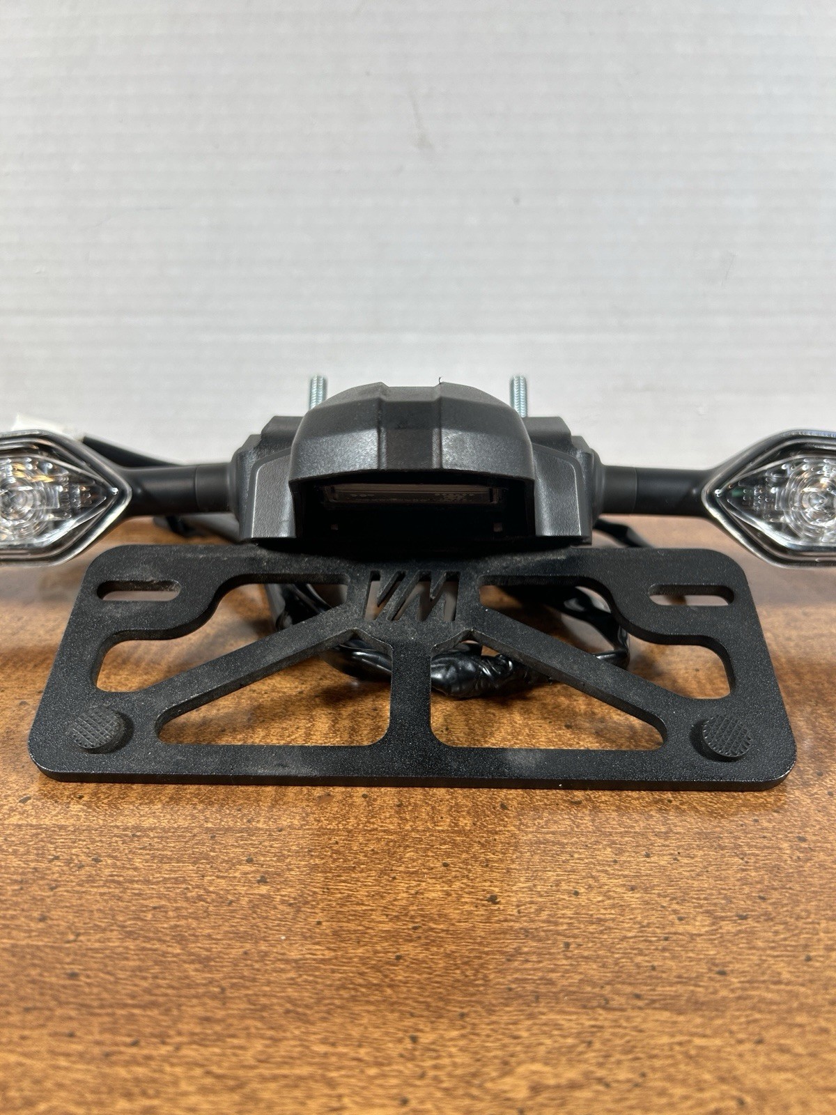 2022+ Yamaha MT-10 Fender Eliminator License Plate Bracket Vagabond Motorsports