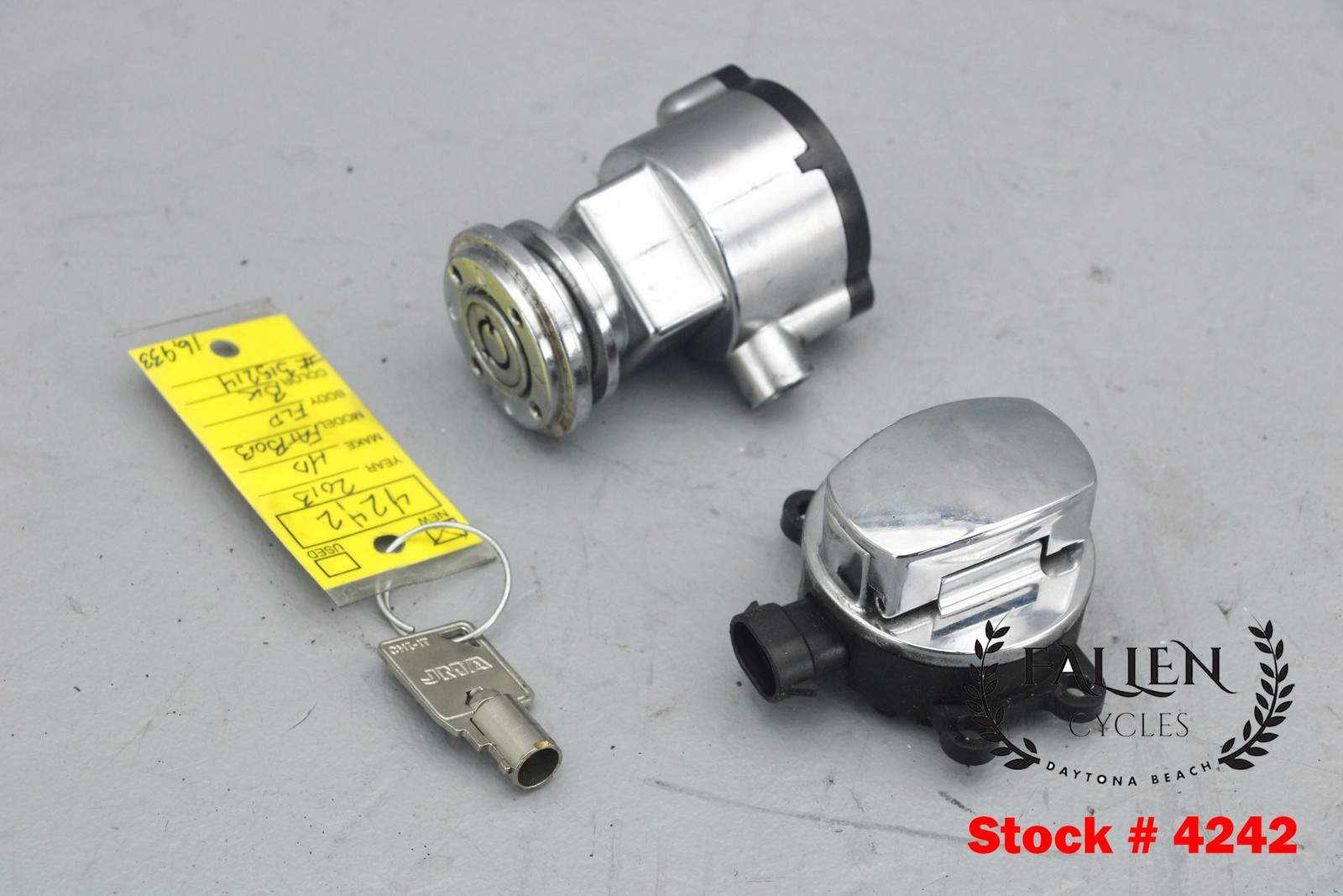 2013 Harley Dyna Ignition Switch Knob & Fork Lockset Assembly + KEY VIDEO #4242