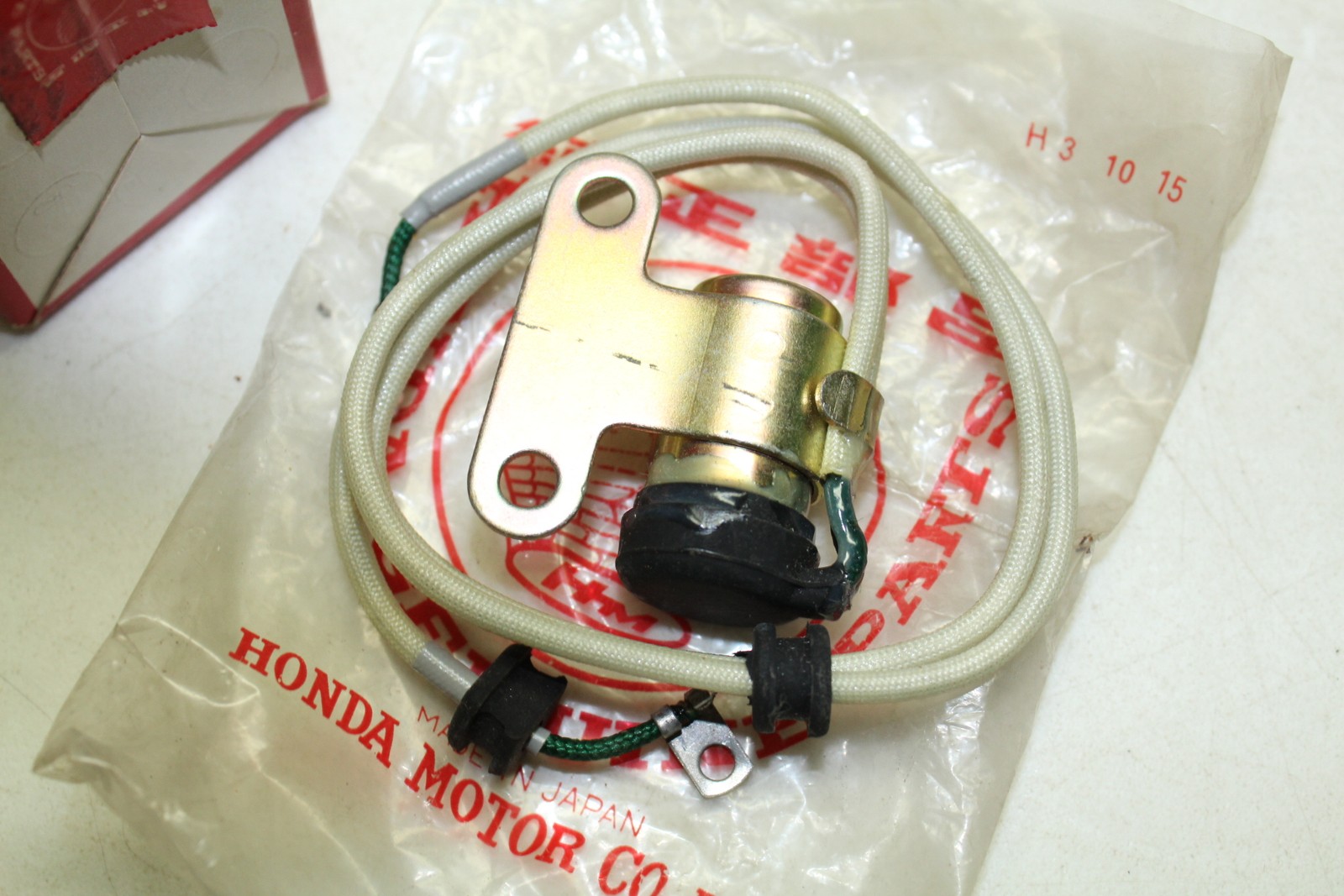 NOS Genuine Honda Condenser CA72 CA77 250/305 OEM # 30250-259-044