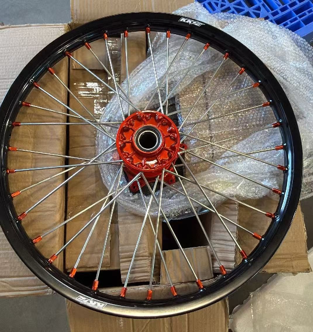 for 2000-2002 KTM EXC MXC 125 250 300 400 520 –KKE 21/18 Cast Wheels with Discs
