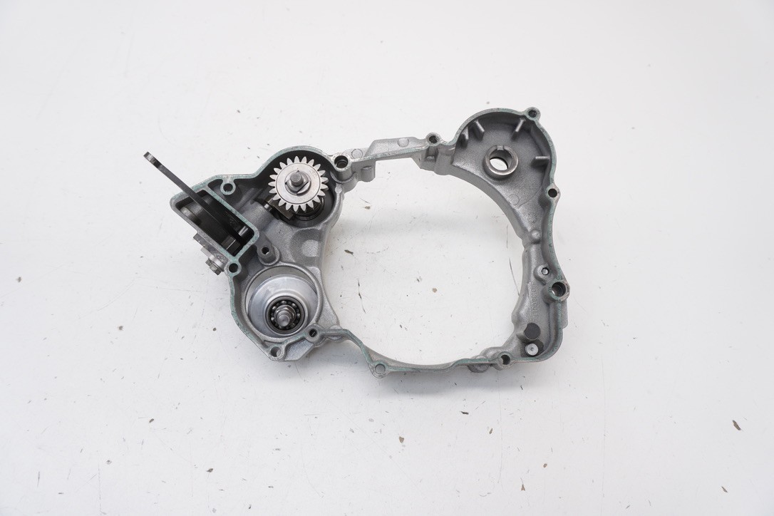 2004 KTM 125 SX Inner Clutch Cover OEM Engine Water Pump Impeller 5033000114415