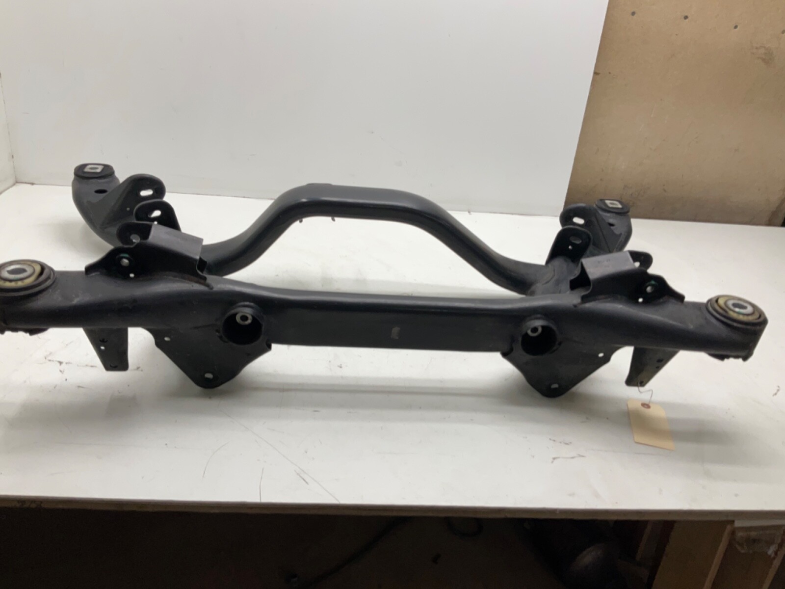 2005-2011 AUDI C6 A6 REAR SUSPENSION CROSSMEMBER SUBFRAME FRAME 4F0505235AH OEM