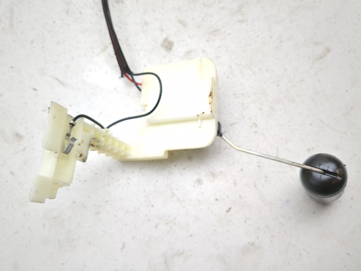 07-13 Harley FXDB Dyna Street Bob Petrol Gas Fuel Pump Assembly W/ Sending Unit