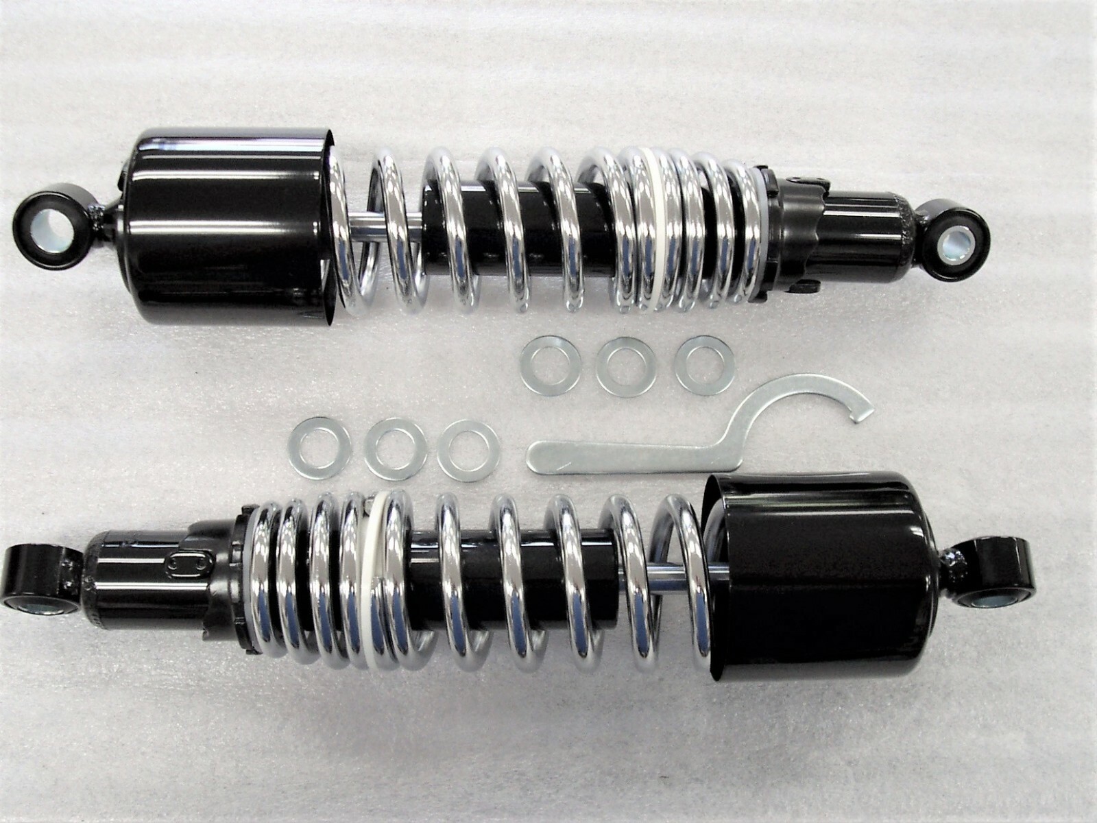 Suzuki VS1400 Intruder S83 Boulevard 12.75″ Black Chrome Dual Spring Shocks