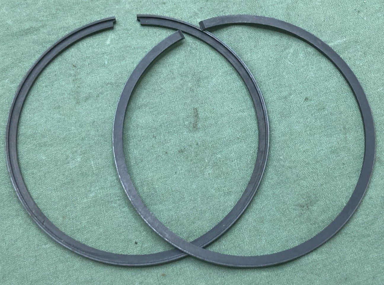 NEW GENUINE YAMAHA 4V6-11610-10 PISTON RING SET 0.25