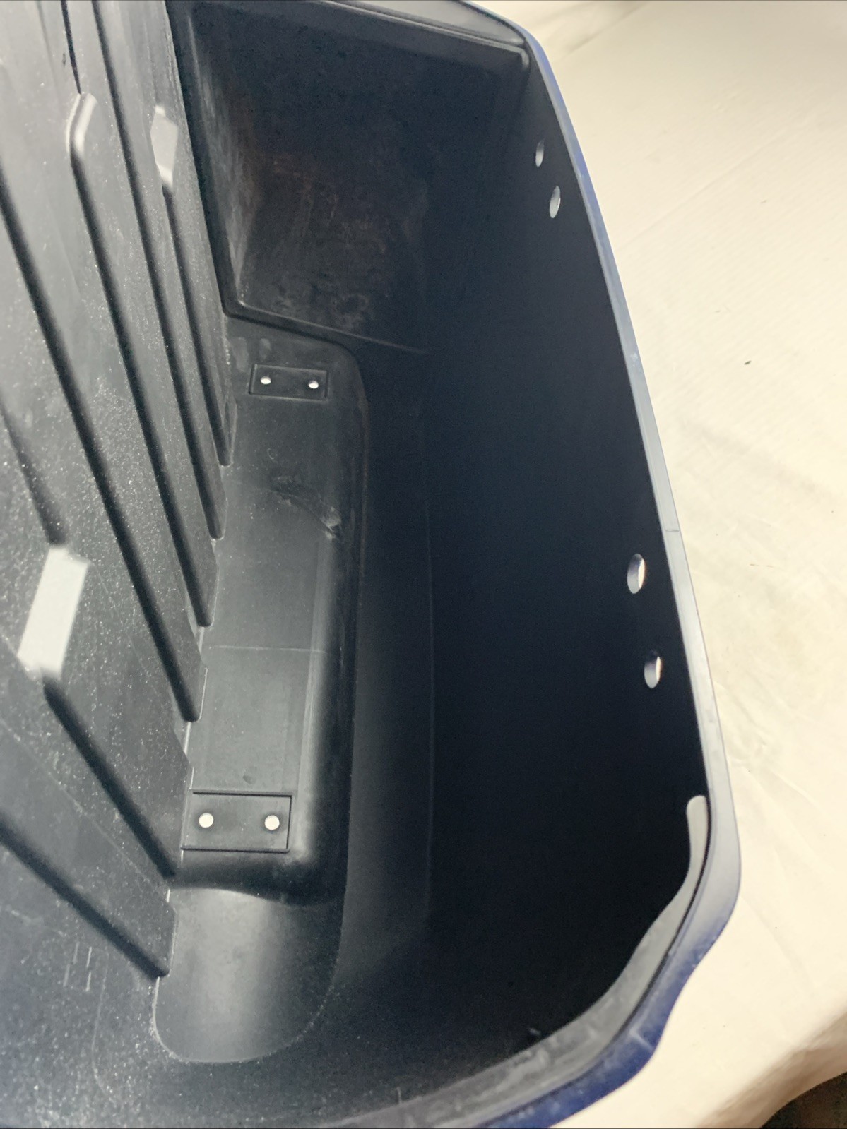 INDIAN GENUINE INDIAN BLUE LH (ONLY) SADDLEBAG BIN BOTTOM (ONLY) 5450738-640