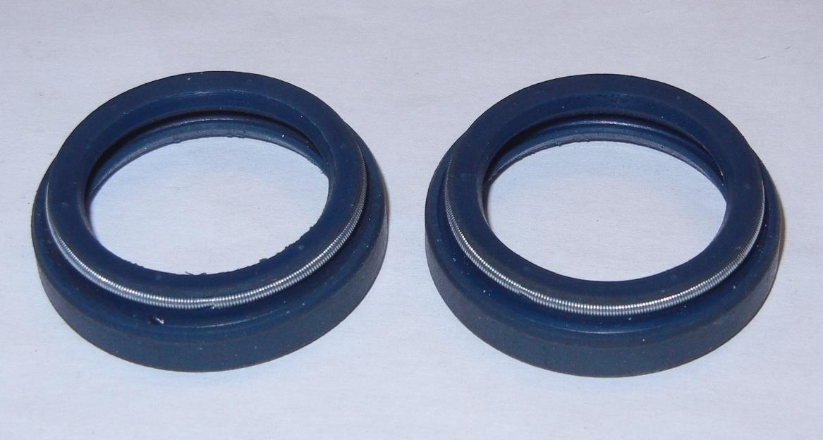 30mm Marzocchi Ceriani Betor Aermacchi fork seals 30mm X 40mm X 7-11mm Italian