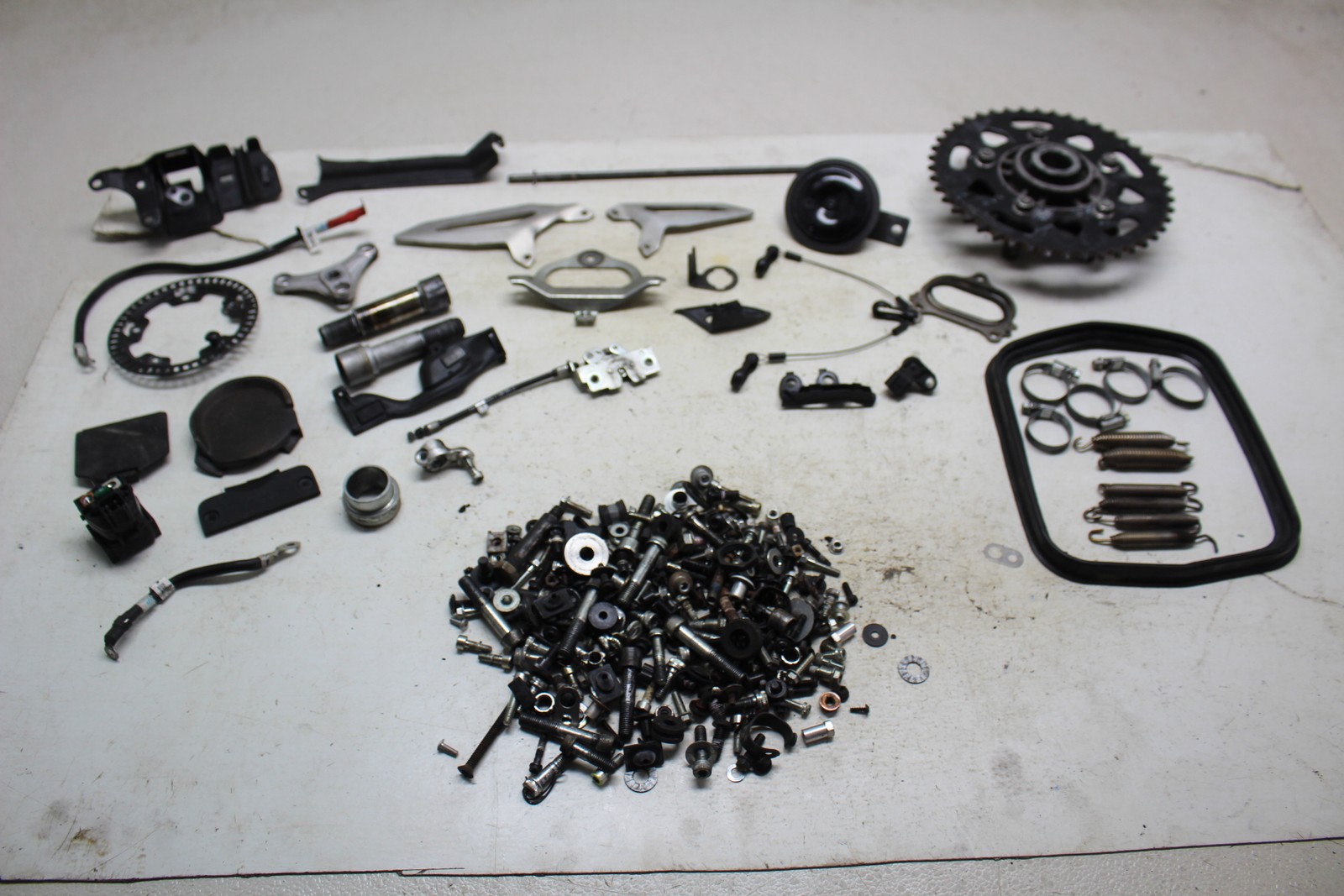 2014-2015 Ducati 899 Panigale Parts & Hardware Lot