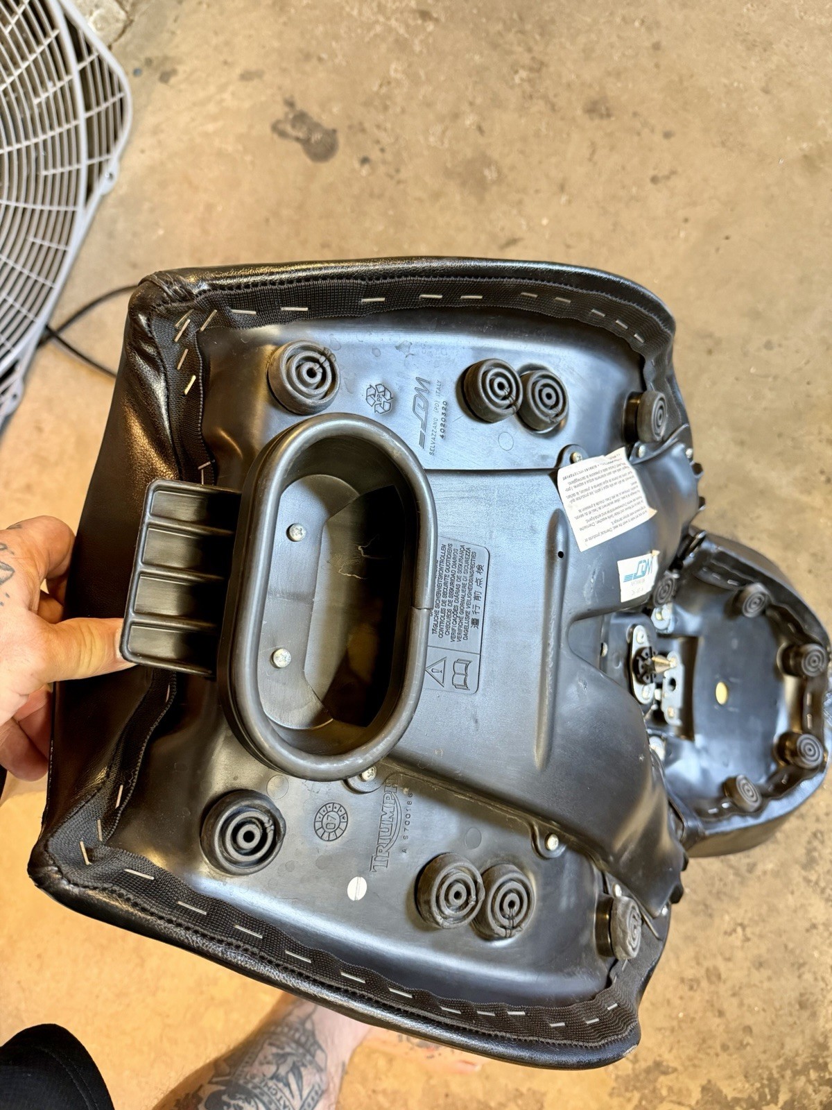 2004 -2019 Triumph Rocket III Roadster, Classic Seat Like New Has All Hardware