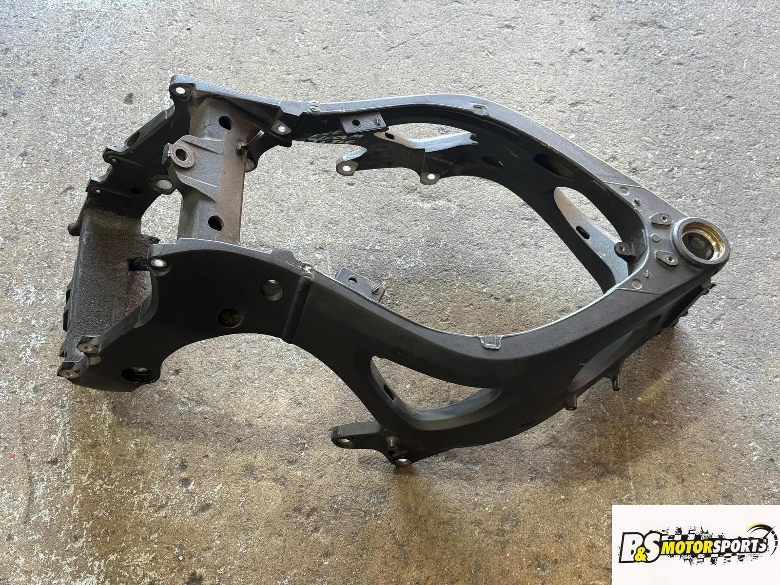2009 Yamaha Yzf R6 R6s Main Frame Chassis EZ REG Cln EXEMPT 03-05 R6 06-09 R6s
