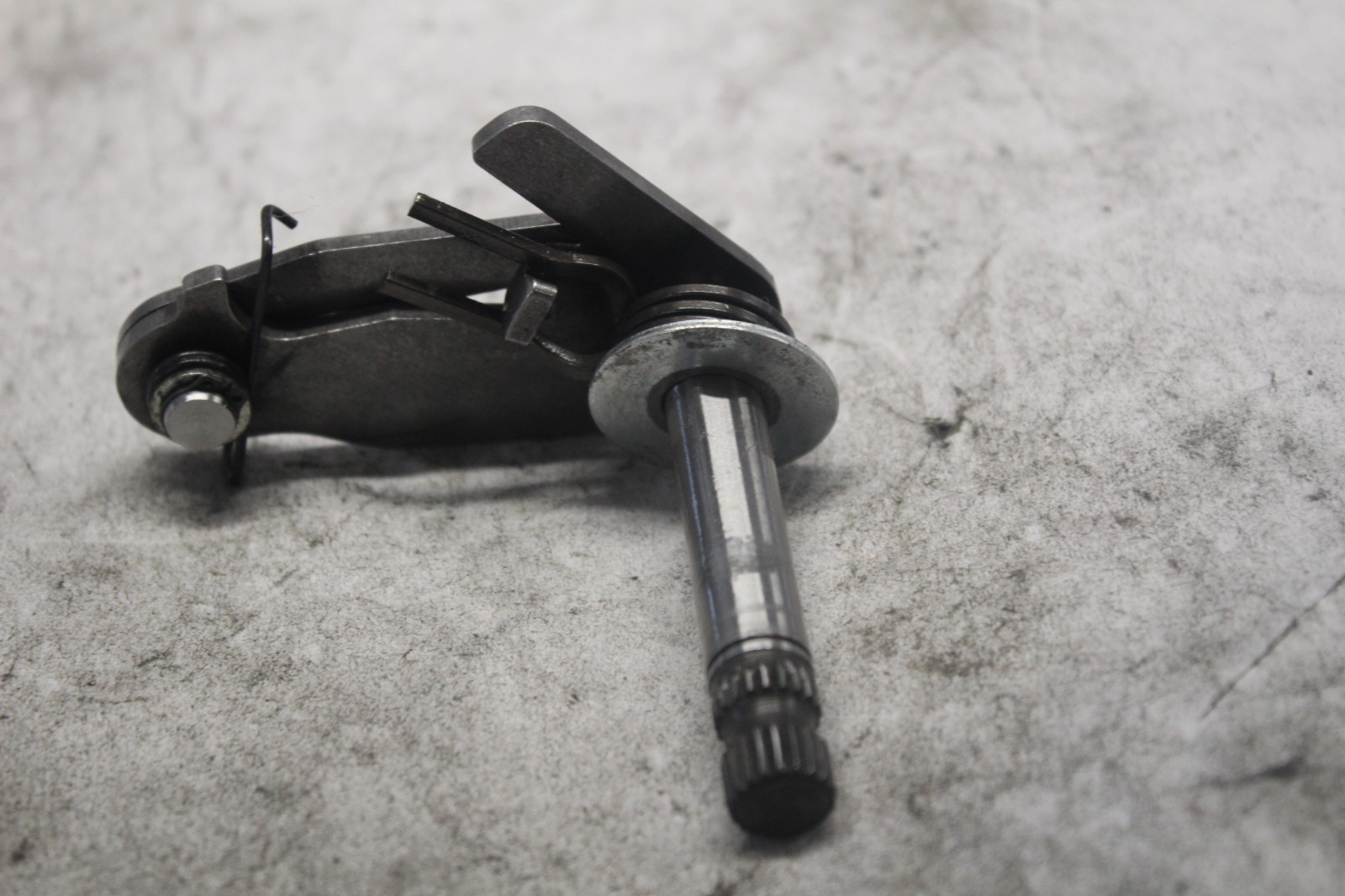 SHIFTER PAWL LEVER ASSY 34972-00 2001 H-D SOFTAIL DEUCE FXSTD