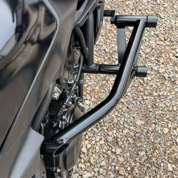 Crash Cage Engine Guard Crash Bar Pads Kawasaki Z650 (2017-2024) Stunt