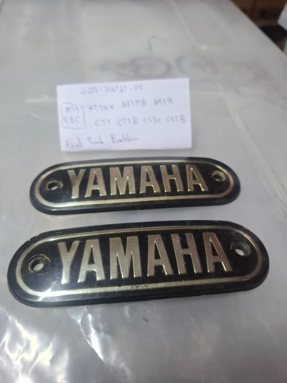 YAMAHA AT1-AT2-JT1-JT2-CS2-CS3-CT1-CT1C FUEL TANK BADGE NOS JAPAN 227-24161-00
