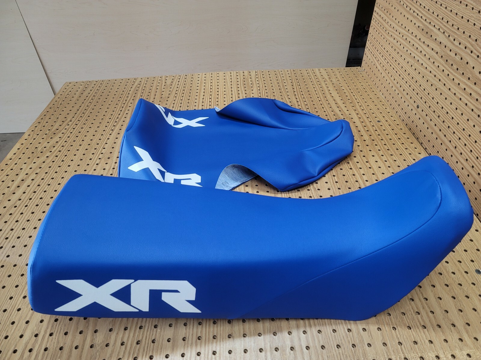 HONDA XR350R SEAT COVER HONDA XR600R SEAT COVER 1985 MODEL BLUE (H*-397)