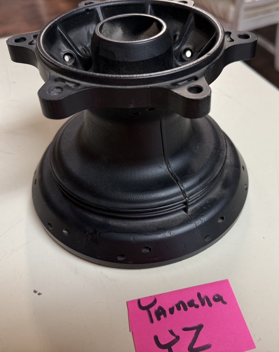 OEM Restored Yamaha 1981-1982 1983 IT YZ 490 465 1984 Front Wheel Hub 125
