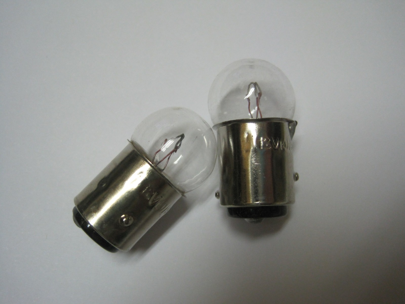 A PAIR OF 12V 10/5W HEAD OR TAIL LIGHT BULB FITS ON 70,110,125CC ATV,POCKET BIKE