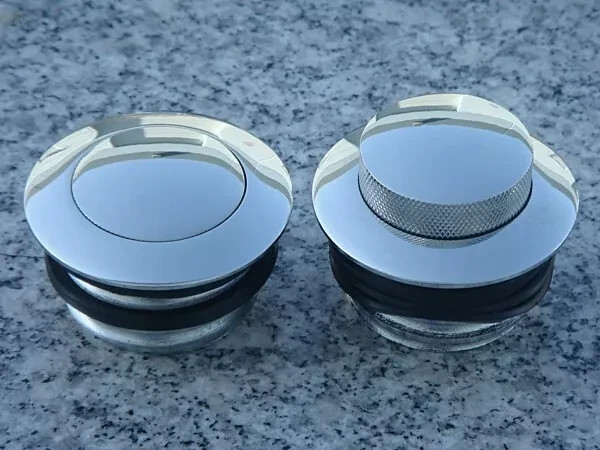 Harley Davidson Softail Dyna Glide Road King PAIR of CHROME FLUSH GAS CAPS