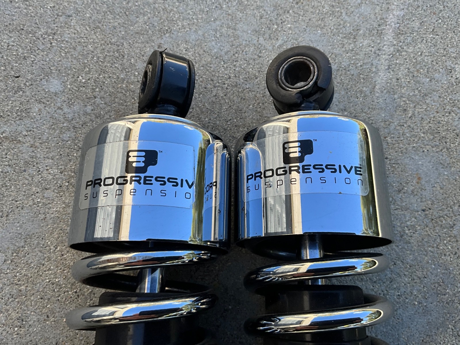 Harley-Davidson Progressive Suspension 412-4011 Shocks 11.5″
