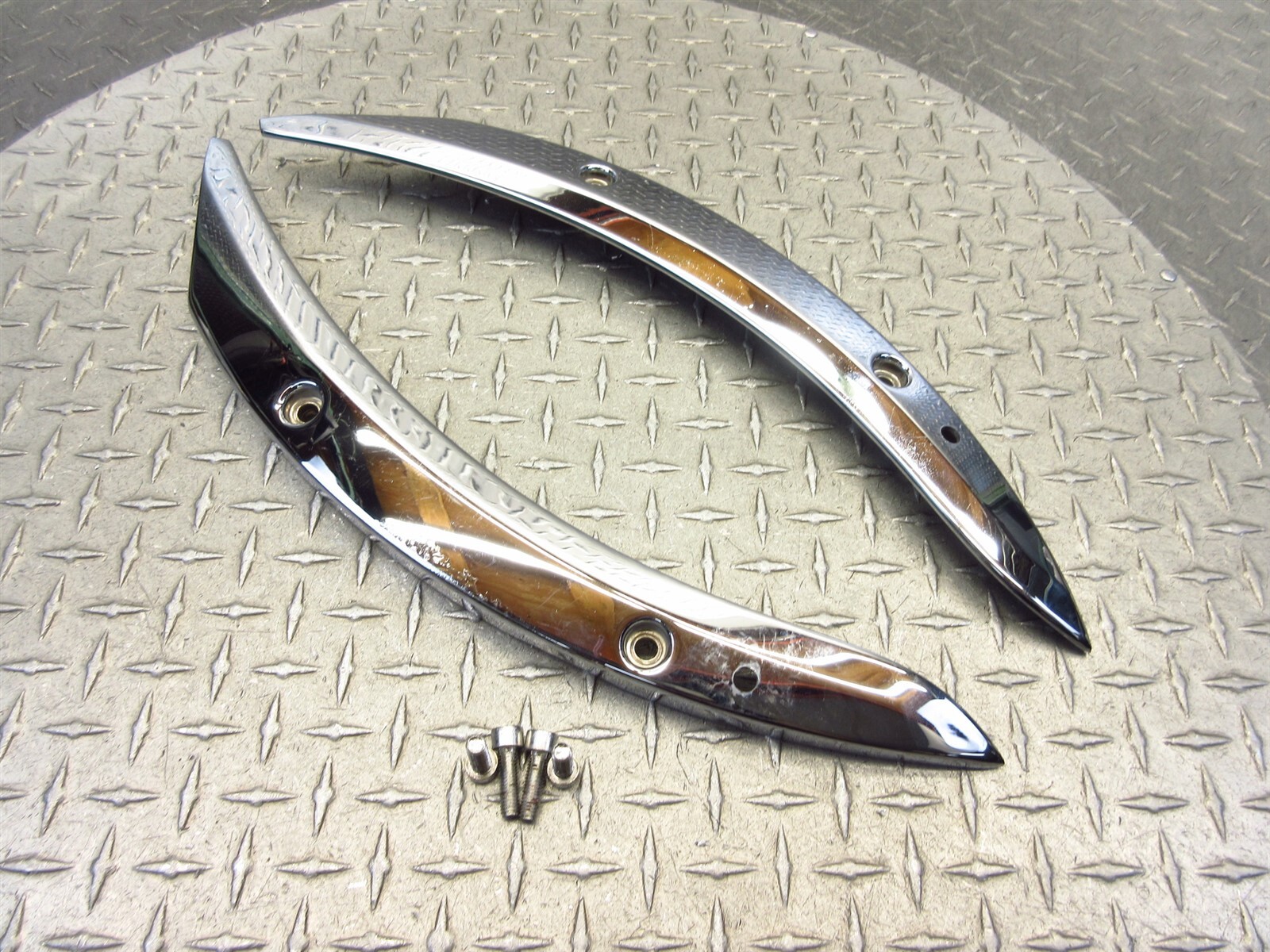 2003 Victory Vegas Fender Strut LH RH Support Bracket Set OEM Pair Chrome