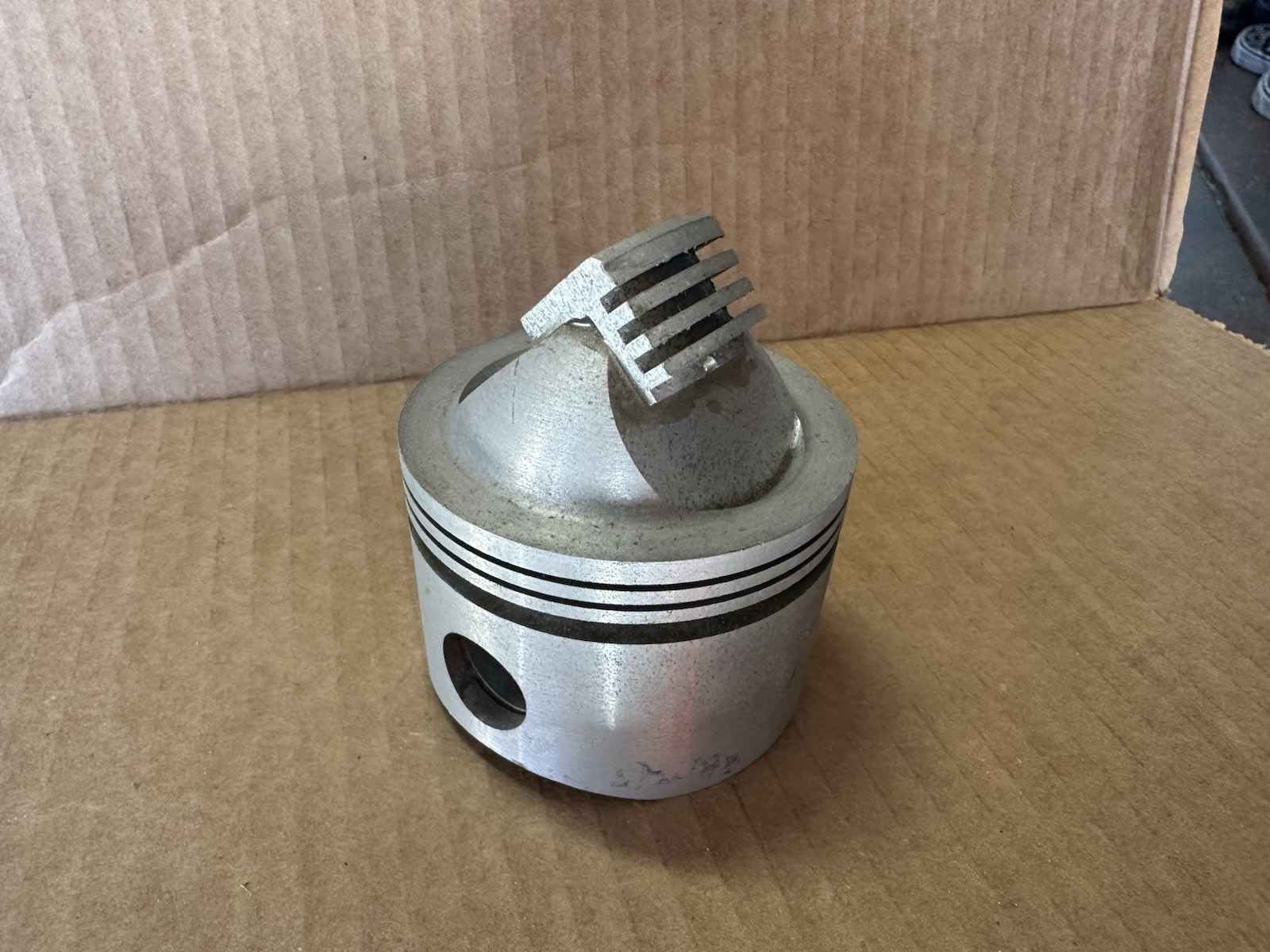 Vintage Robbins AJS Matchless Display Piston 9:1 74.5mm Bore M1035 -B18
