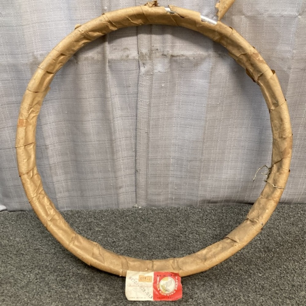 Honda 42701-028-013 Rim Rear Wheel 1.40X18 42701-028-023 New Genuine