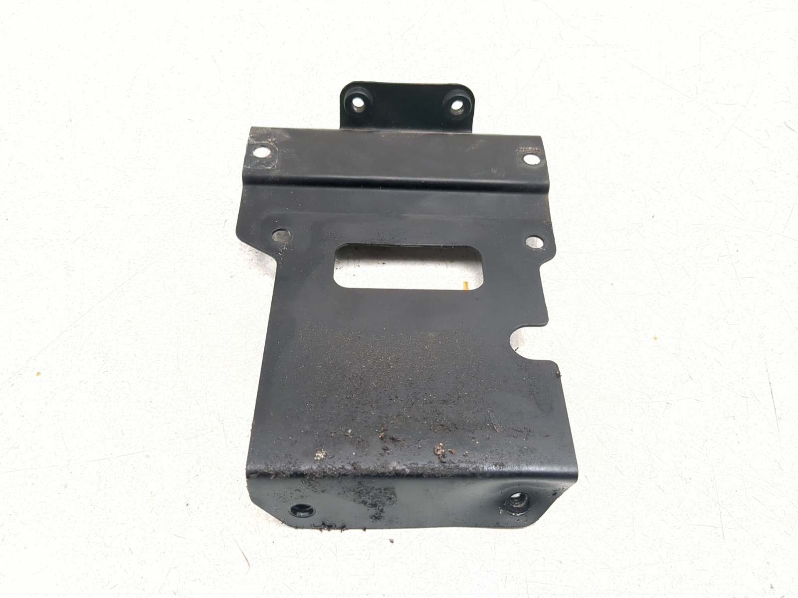 05-06 Harley HD Screamin’ Eagle Fat Boy FLSTFSE Voltage Regulator Bracket