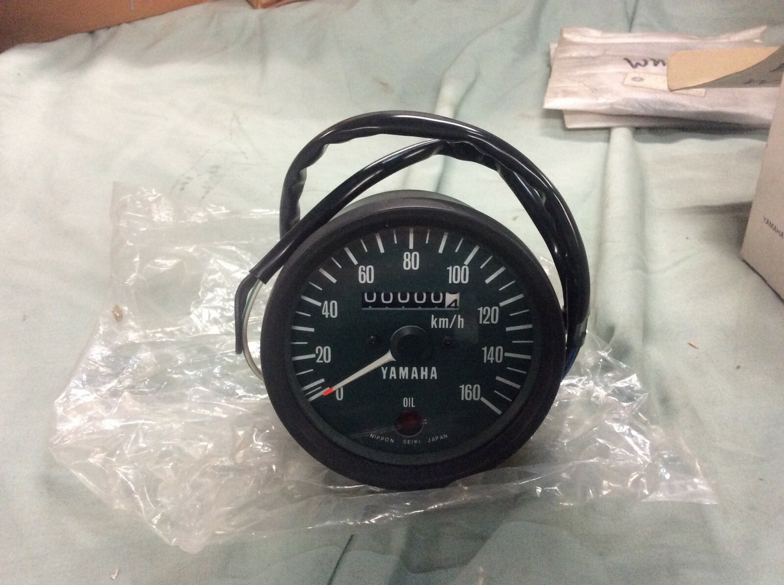 GENUINE YAMAHA PARTS SPEEDO UNIT Km/h RD125DX 1976 TYPE 1E7 RD200C 1E7-83510-21