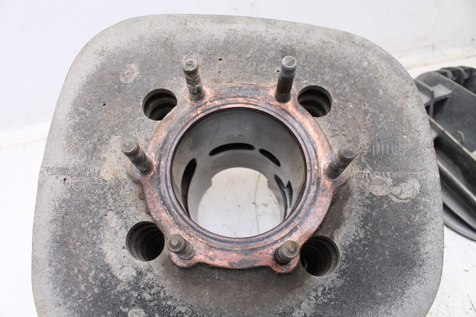 1975 Yamaha DT250 Enduro DT 250 OEM Cylinder Jug with Cyl Head and Piston 70mm