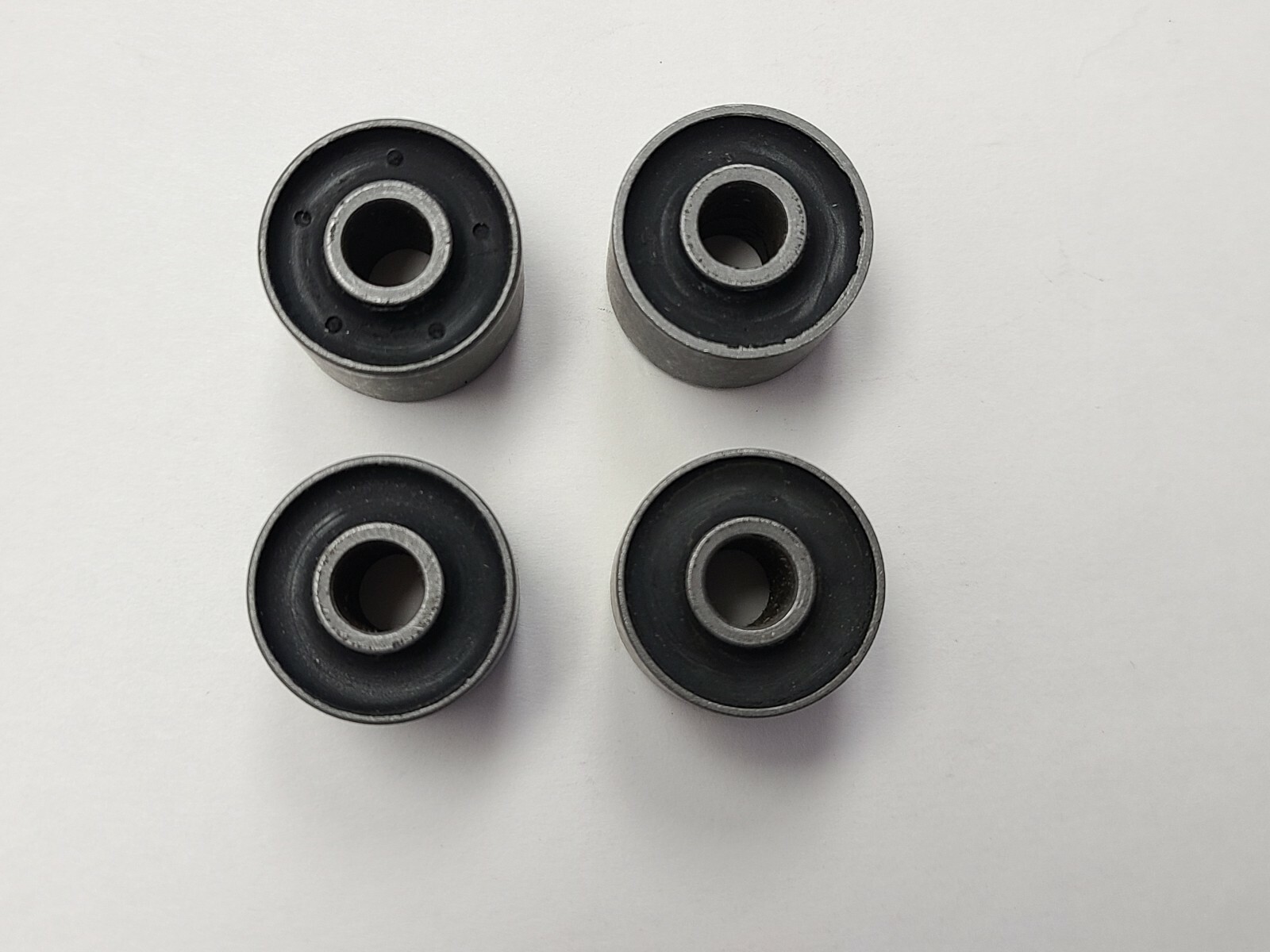 4X Shock Absorber Bushing For Motorbikes 10mm inner diameter