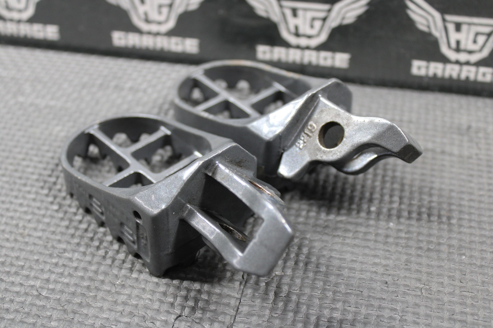 2005 HONDA CRF450X 05-17 IMS SUPER STOCK FOOTPEGS PEGS OEM KICKSTAND BRACKET