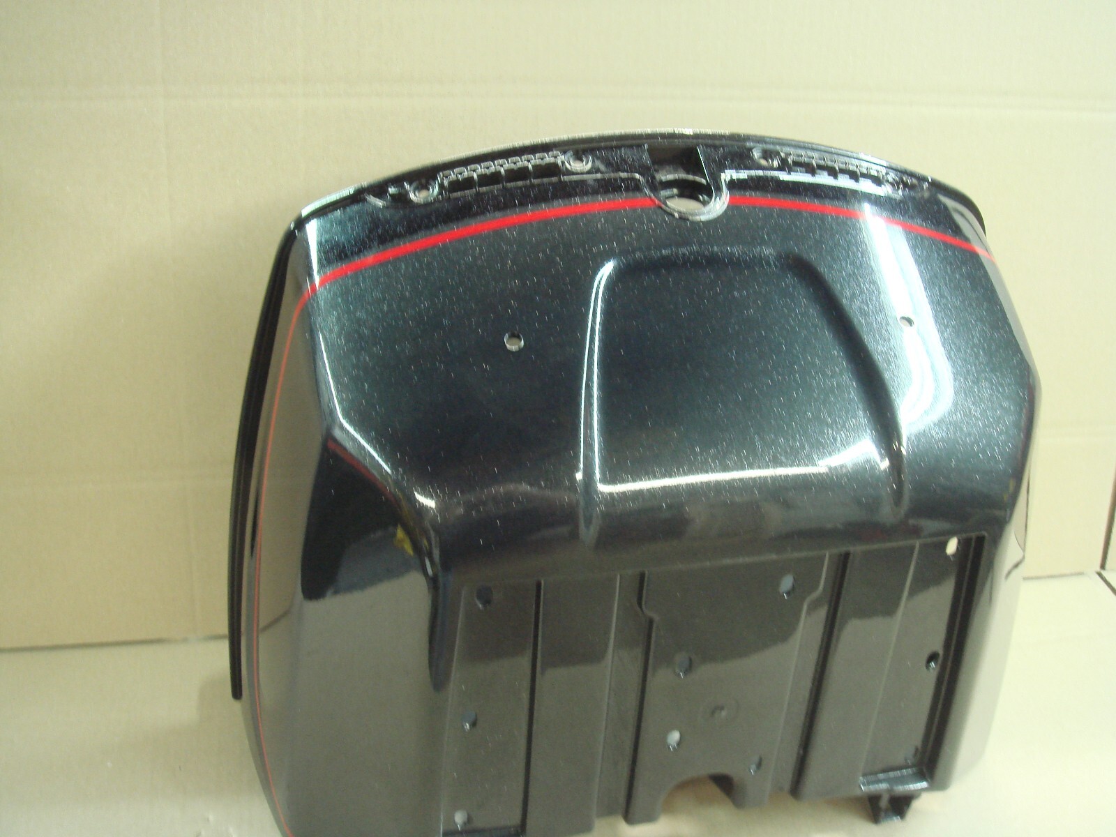 Indian Trunk Base Roadmaster Elite Gunmetal OEM 5455392-1847 Red Pin Stripe HB