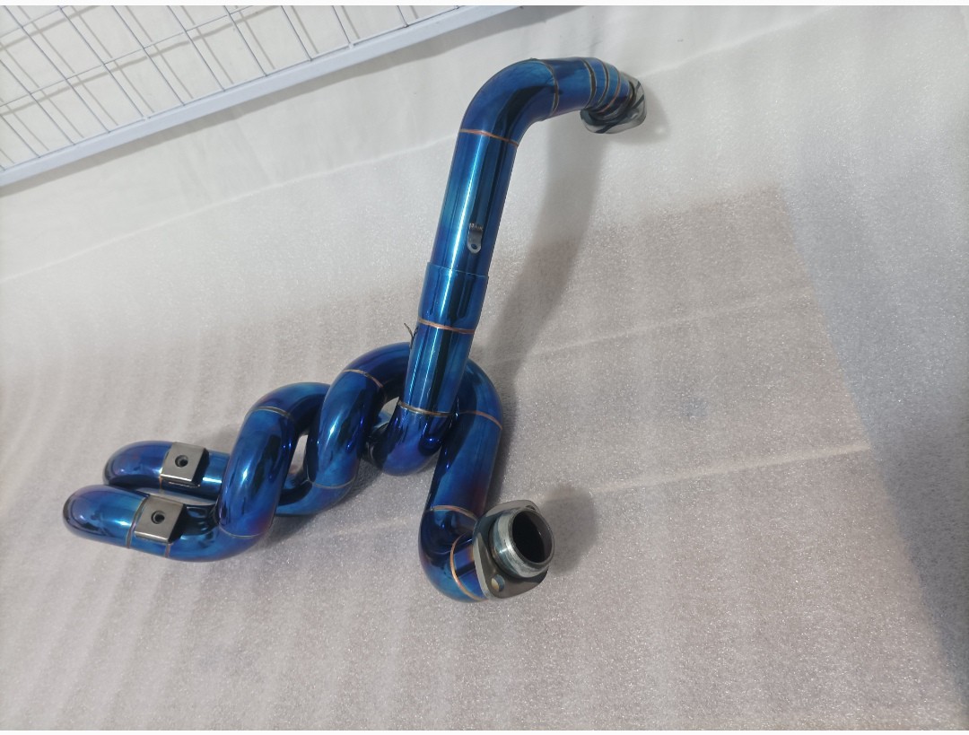 Harley Davidson Exhaust Twisted Fit Dyna ||