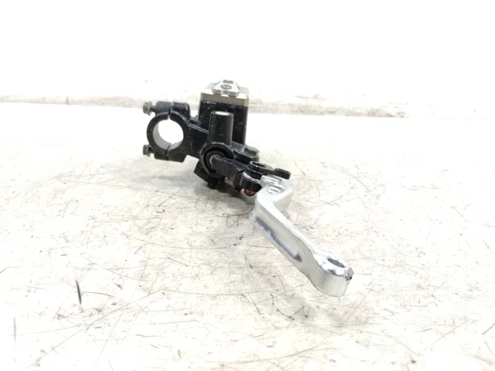2001 Kawasaki ZR7 ZR 750 ZR7S Front Brake Master Cylinder